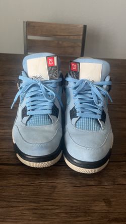 Retro Jordan 4 University blue (UNC)