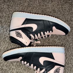 Jordan 1 High Crimson Tint 