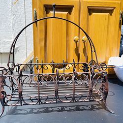 Iron Basket With Side Candle Holders , Handle Is Detachable 
