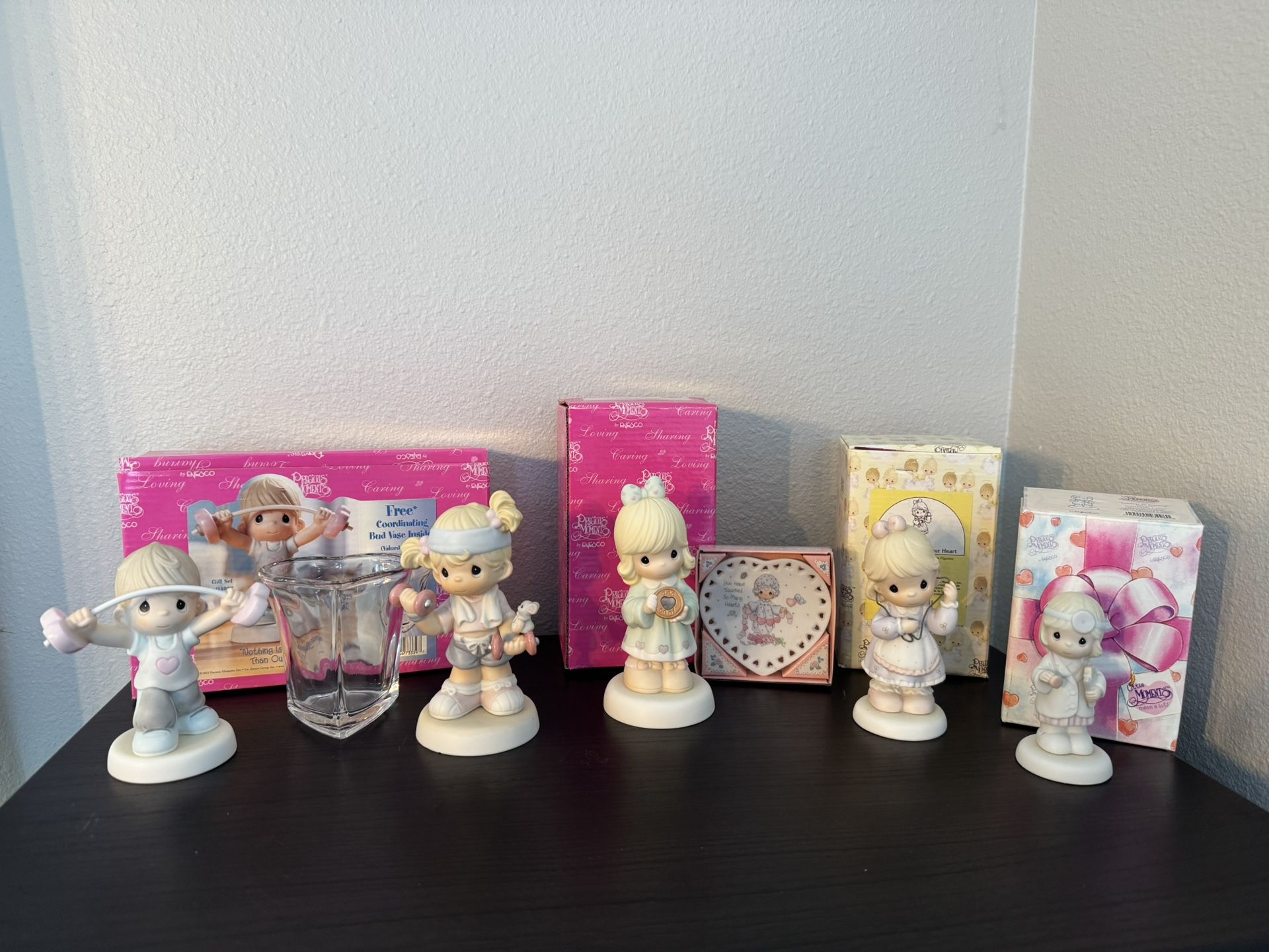 Precious Moments Valentine’s Day theme collection- in EUC!