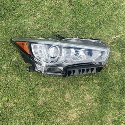 Q50 Headlight 