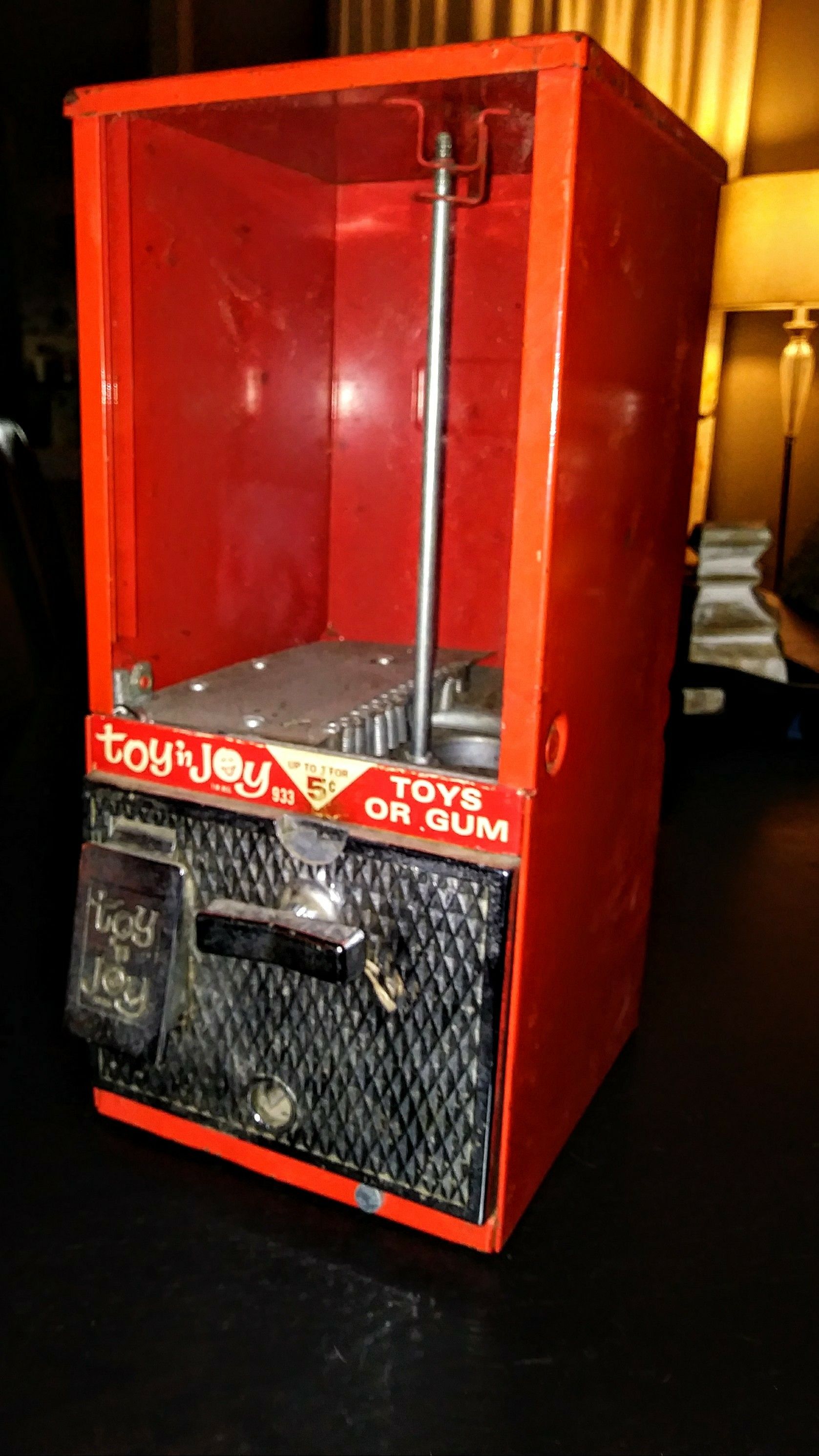 Vintage Toy 'n Joy gumball vending machine