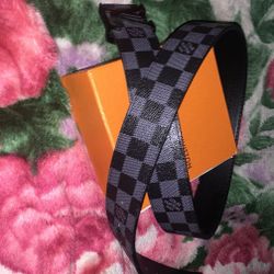 LOUIS VUITTON BLACK BELT BLACK LOGO 33-35 118 Measure