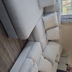Ashley Larce 4-Piece Sectional – Like New! $1,200 OBO