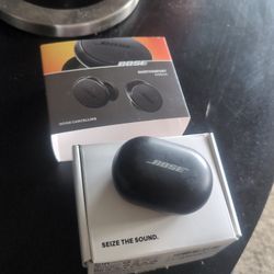 Bose Quite Comfort Earbuds Wireless Charging Case(NO Earbuds)