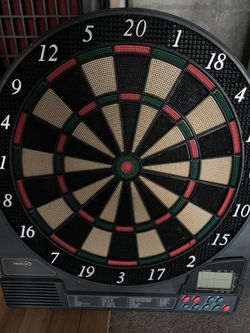 Electronic dart board