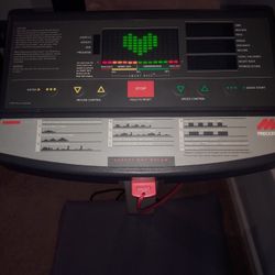 Treadmill Precor 9. 25