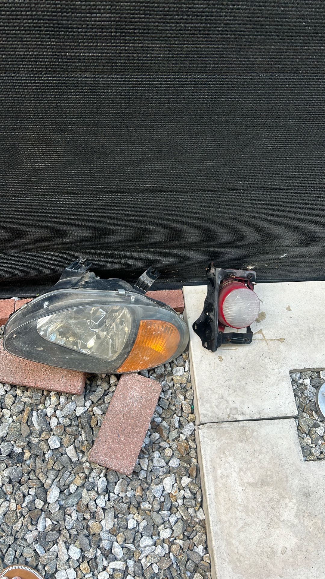 Honda Del Sol Front Light And Fog Light $30 Original $30-$50 Each.