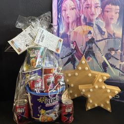 Demon Hunter Baskets  Or Center Pieces 