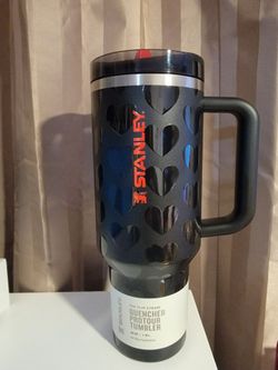 Stanley Limited Valentine's BLACK LOVELY 40oz Protour Tumbler NWT Flip Straw