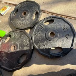45 lbs IRON GRIP PLATES 3 For 125$