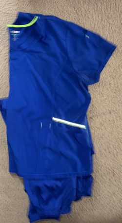 Women’s Scrub star Scrub Set Size 3x $12 
