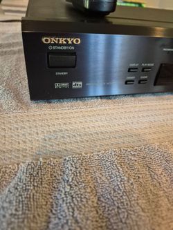 Onkyo SACD/DVD/CD Player DV-SP502 with working remote.