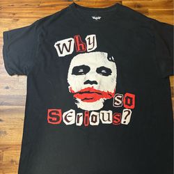 DC Comics Graphic T-shirt Featuring The Joker From The Dark Knight. Size XL