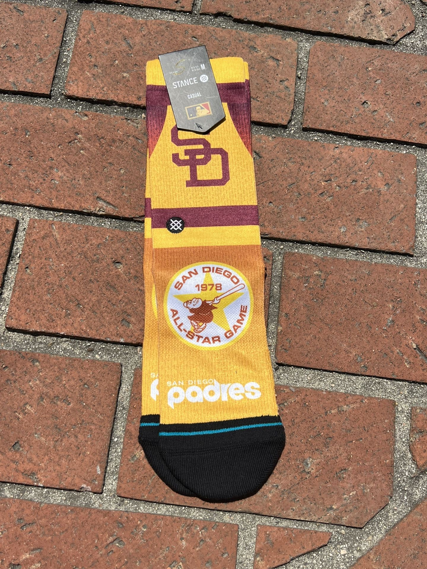NWT Stance Cooperstown Collection MLB San Diego Padres Casual Socks, Size M