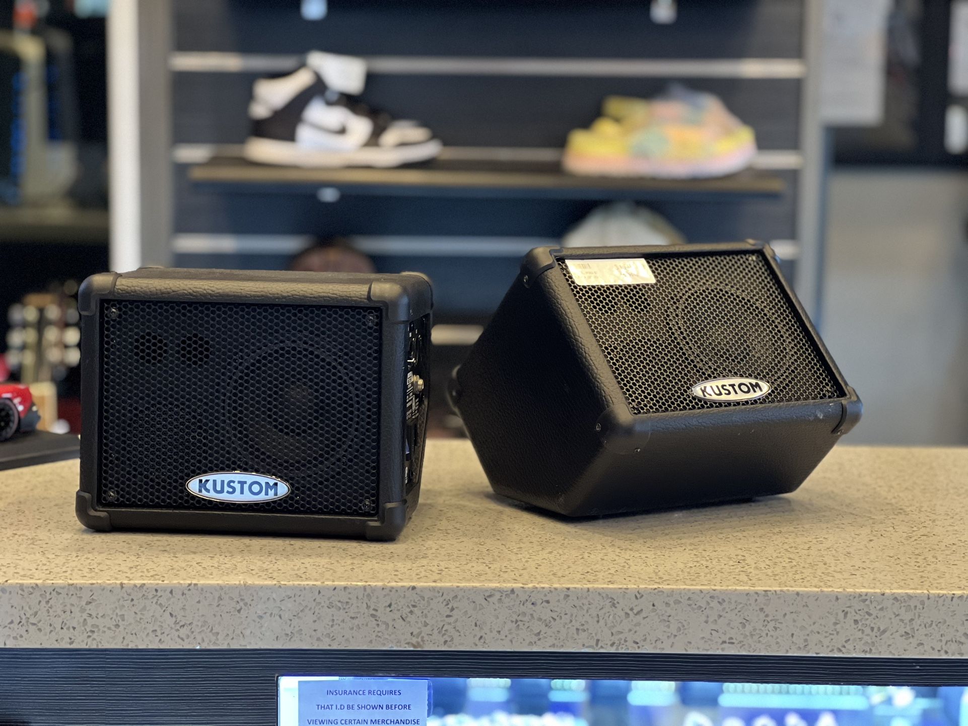 Kustom KPC4P Powered Monitor Speakers for Sale in Houston, TX OfferUp