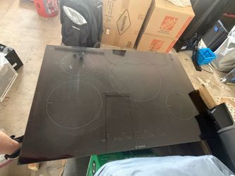 Bosch 30" (31") Induction Cooktop Black - 4 Burner Smooth Surface