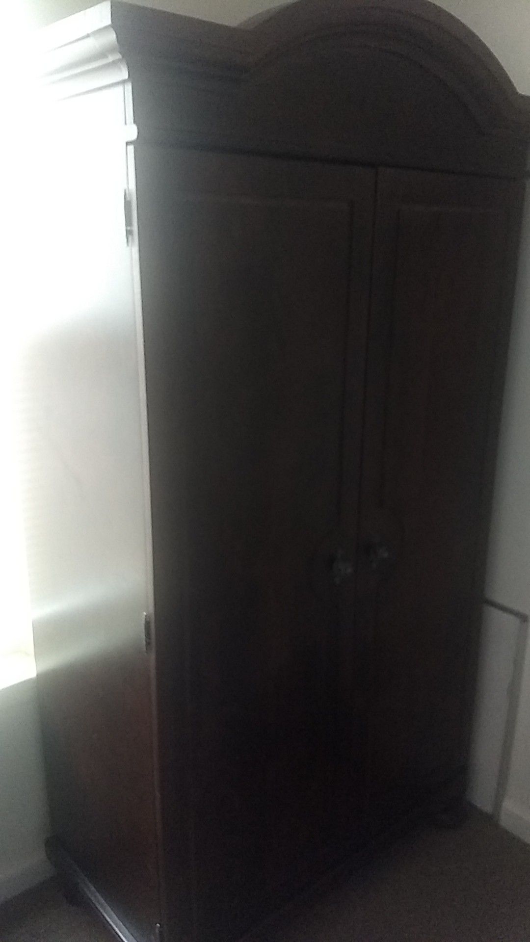 Armoire