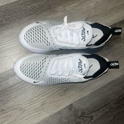 Women’s Nike Air Max 270
