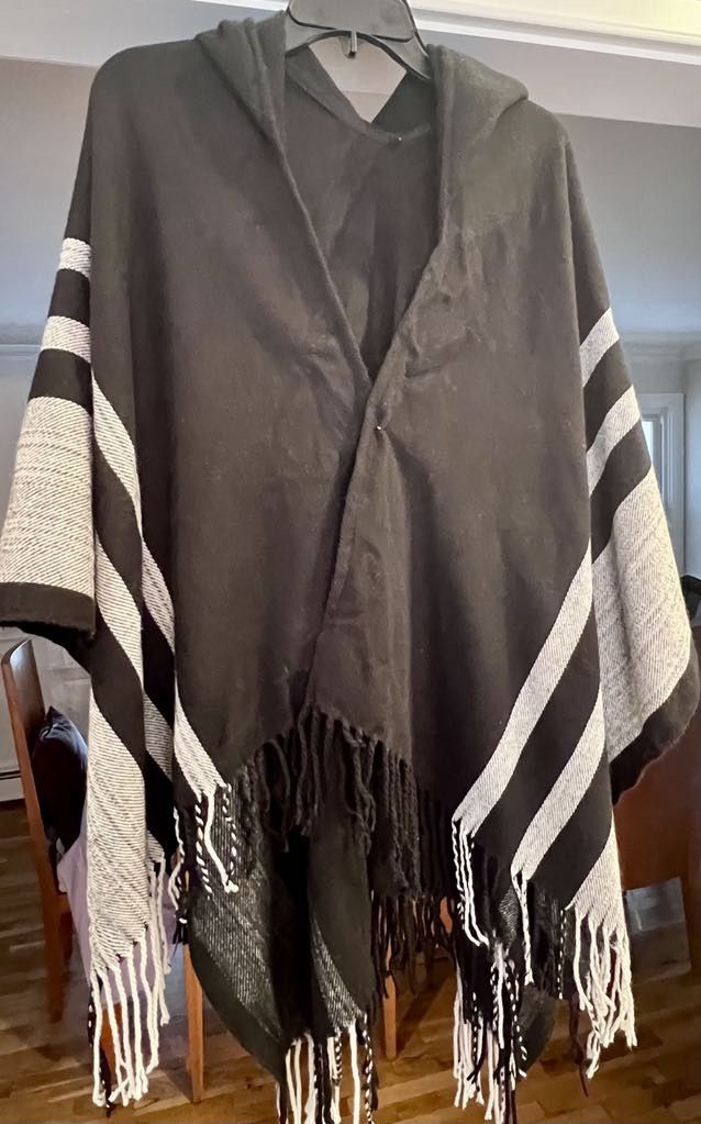 Women Hoodie Tassel Shawl Long Scarf Ponchos