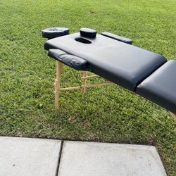 Massage Table 