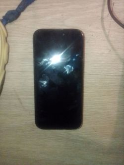 Black iphone 15
