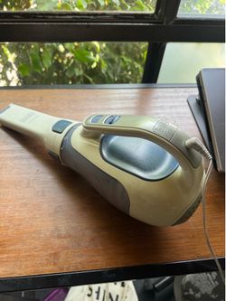 BLACK+DECKER Cordless Hand Vacuum – Works Great – $10