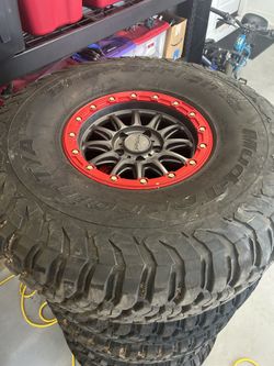 5 BF GOODRICH KM3 UTV TIRES 35x11r15