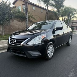 2018 Nissan Versa SV