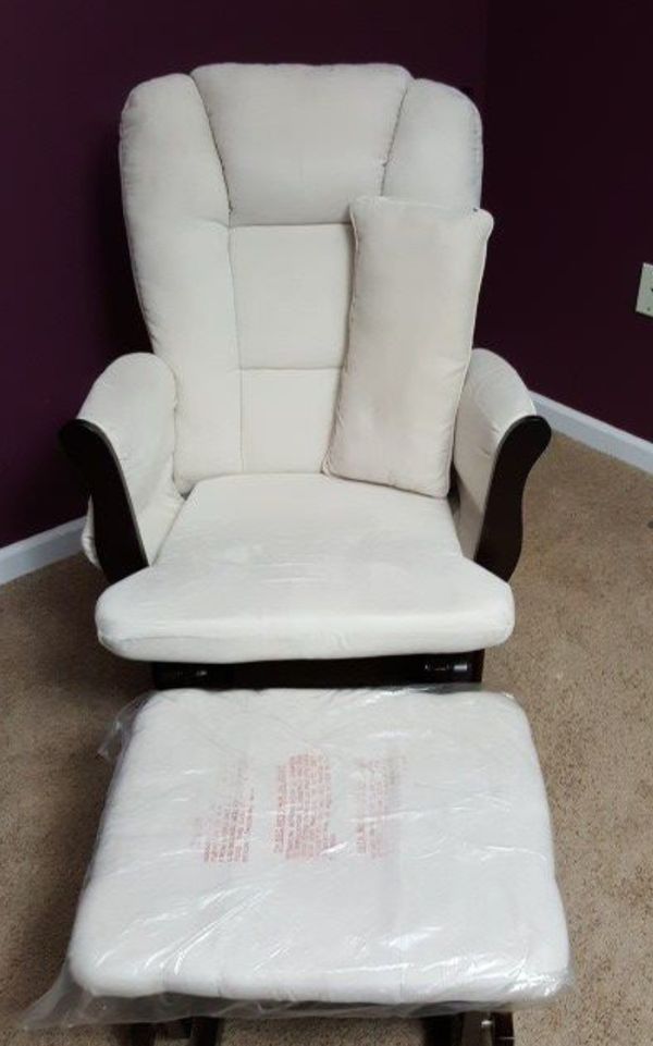 Gliding Chair And Foot Rest For Sale In Columbus Oh Offerup