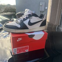 Men’s Nike Size 8