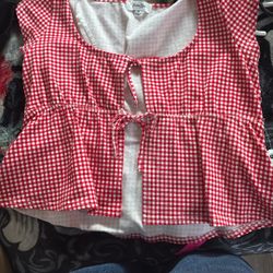 shirt size medium 