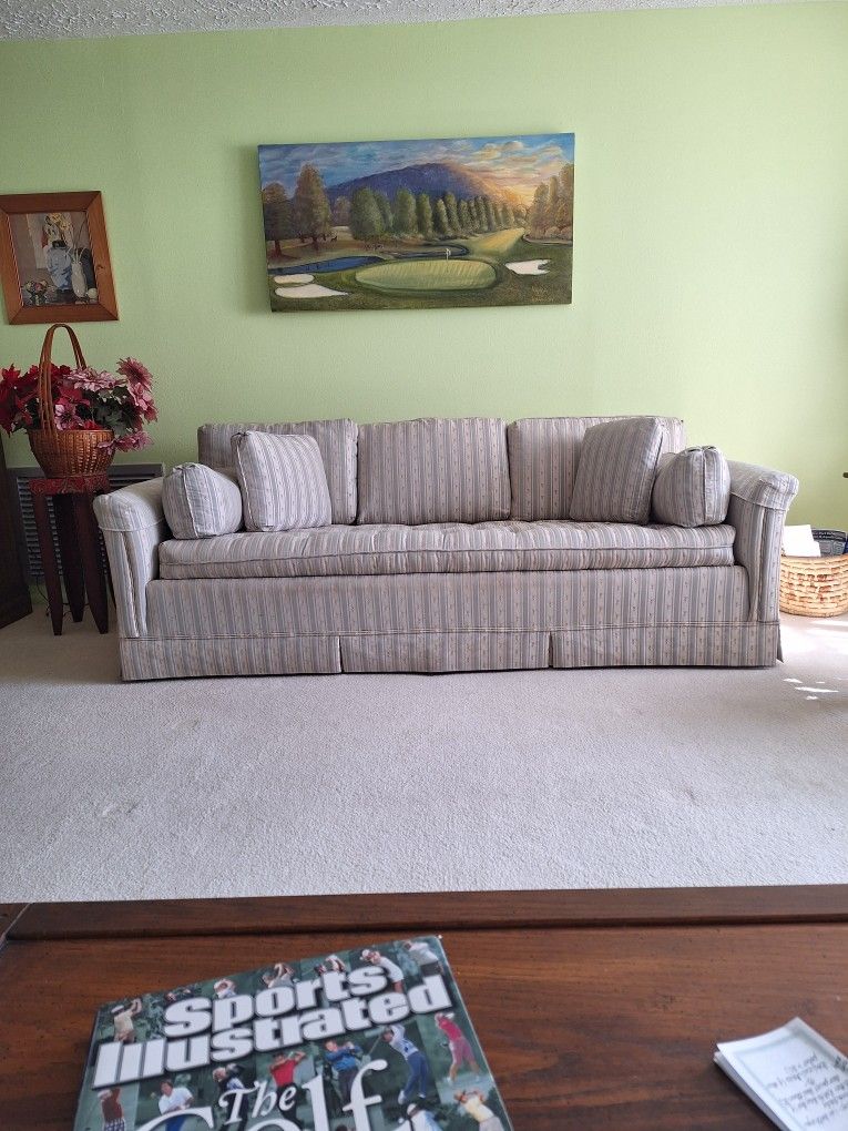 Broyhill SOFA with MATCHING LOVE SEAT (not shown)