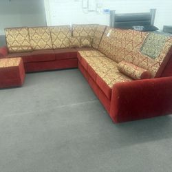 Sectional Red 