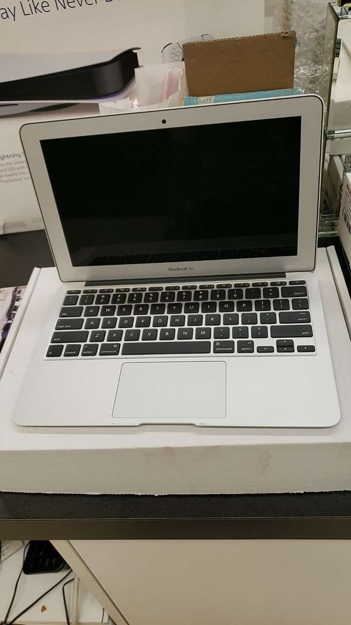 2019 MacBook Air With 1 Year Warranty 