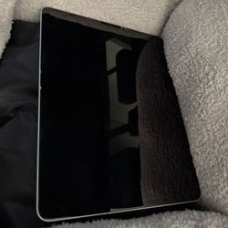 iPad Pro 12.9 5th Gen - Verizon Wireless Enabled Cellular 