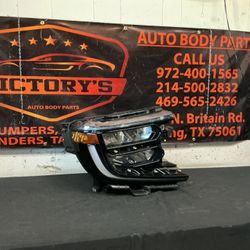 FORD EXPEDITION 2025-2026 RH HEADLIGHT OEM