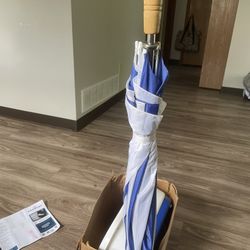 Exlarge Blue And White Umbrella 