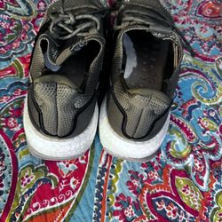 Olive Sneakers