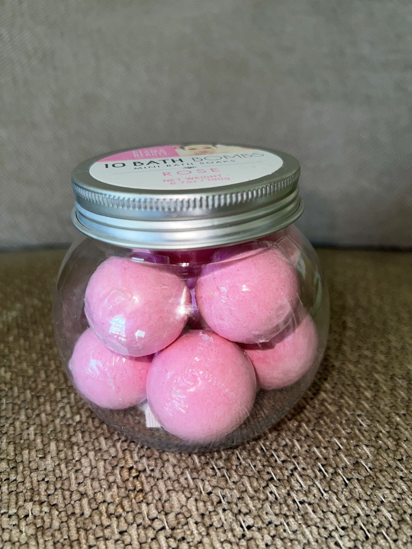 New 10-Piece Rose Scented Bath Bombs