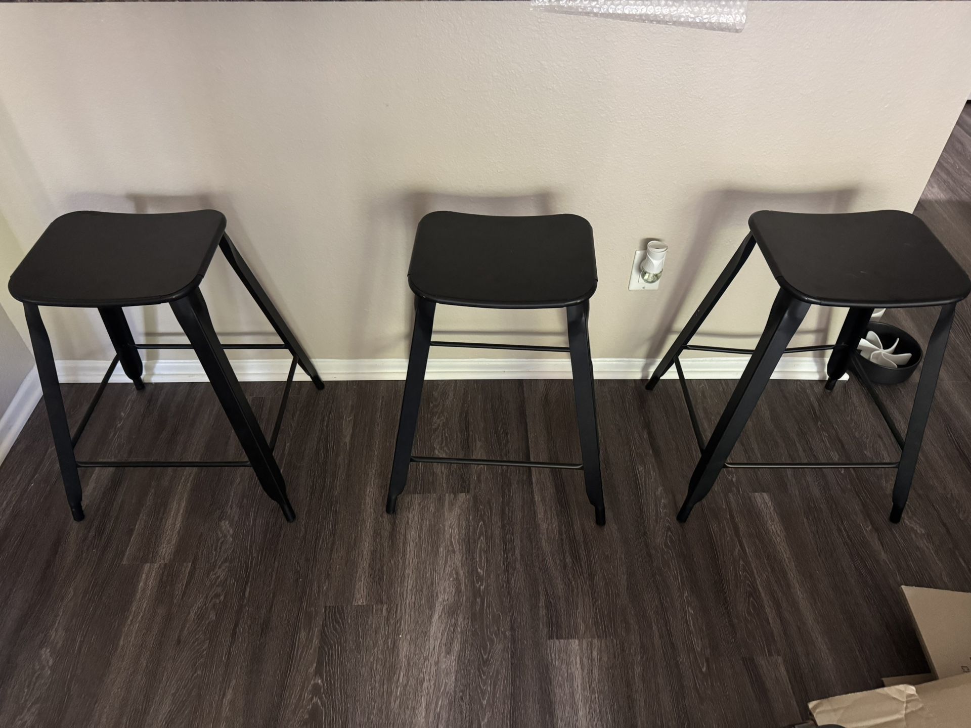 3 Black Counter Stools