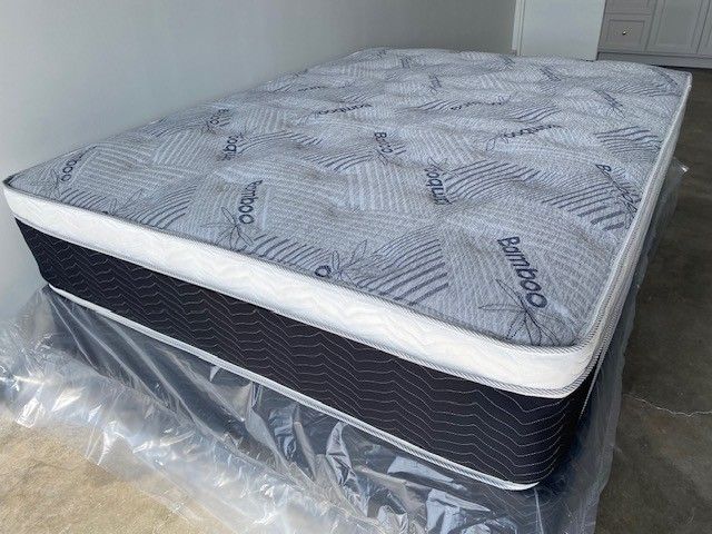 King Euro Bamboo Pillow Top Mattress!!