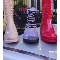 Women Brand New Winter Shoes 