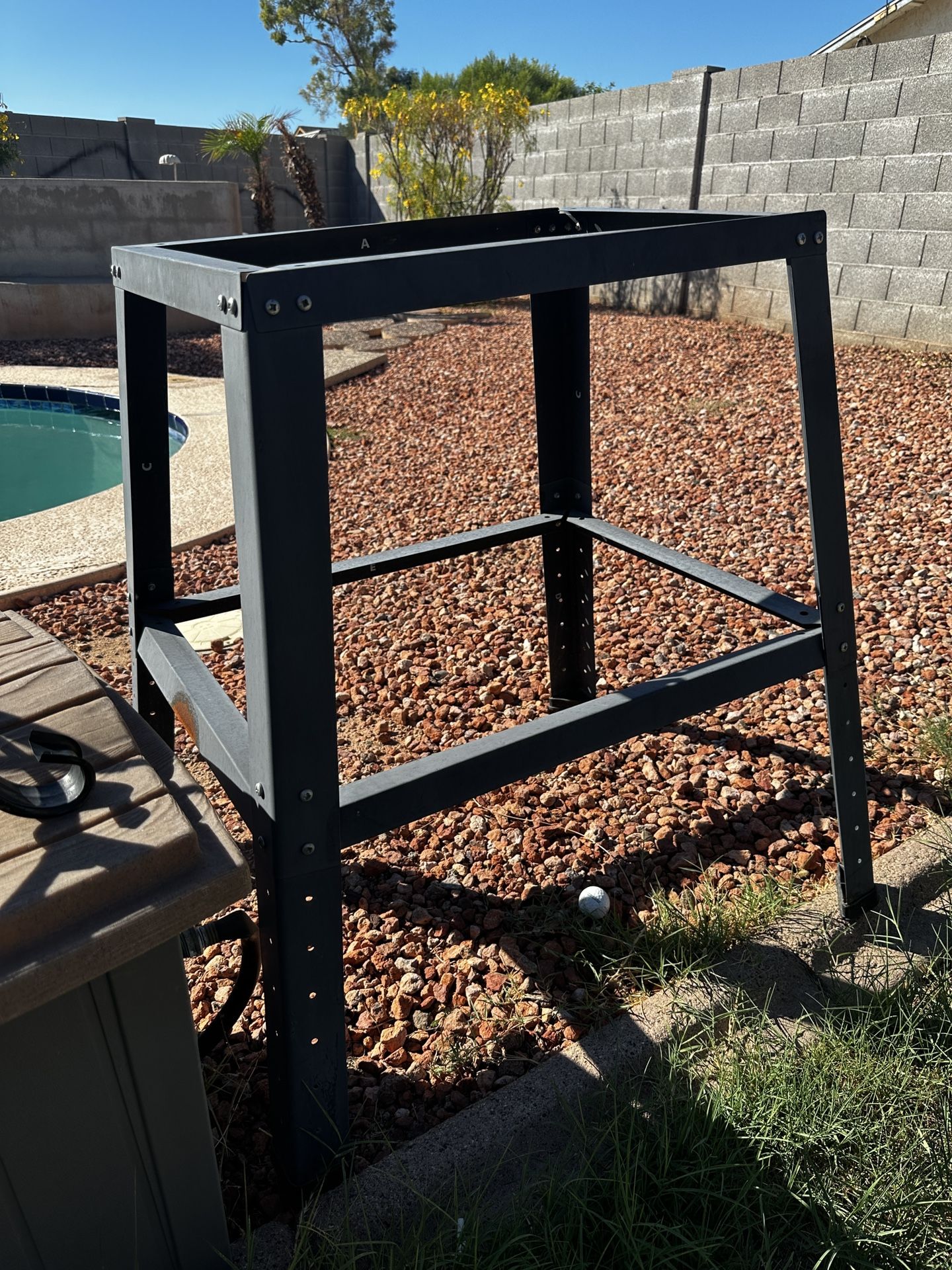 Universal Tool Stand