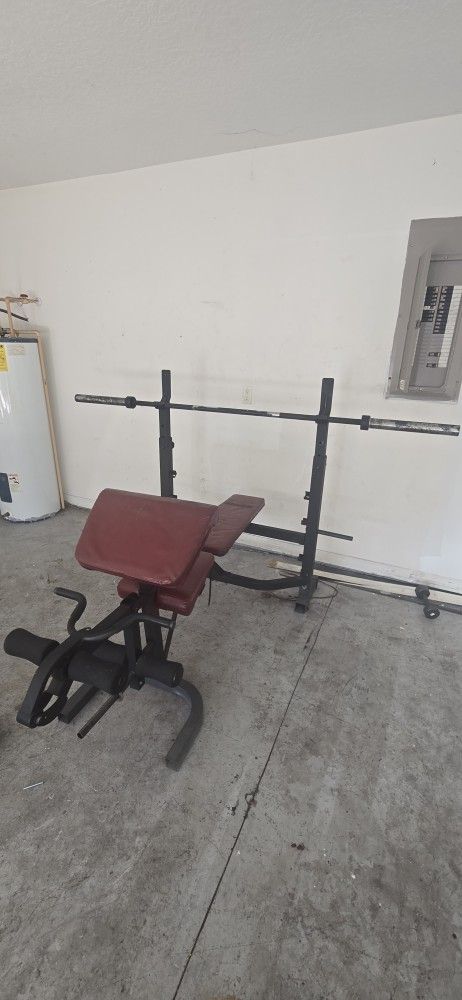 Weight Bench with Olympic Bar BEST OFFER ..ENDS TONIGHT..
