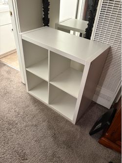 White 4 cube storage organizer