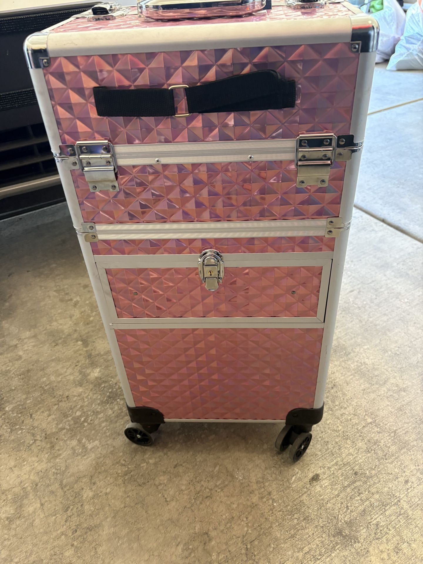 Traveling Makeup/nails