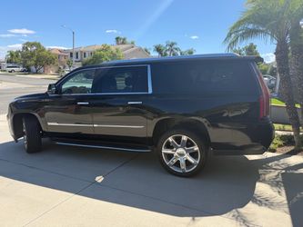 2020 Cadillac Escalade ESV Full-Size SUV