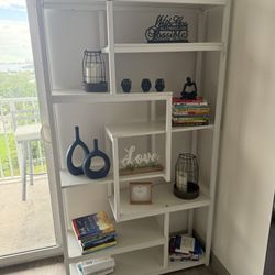 Bookcase 