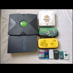 Xbox, Dreamcast ,PS2 , With 2 Switch Cases, Dreamcast Memory Cards,Xbox Game Shark,Ps1 Adapter To Play Copies Ps1 Games